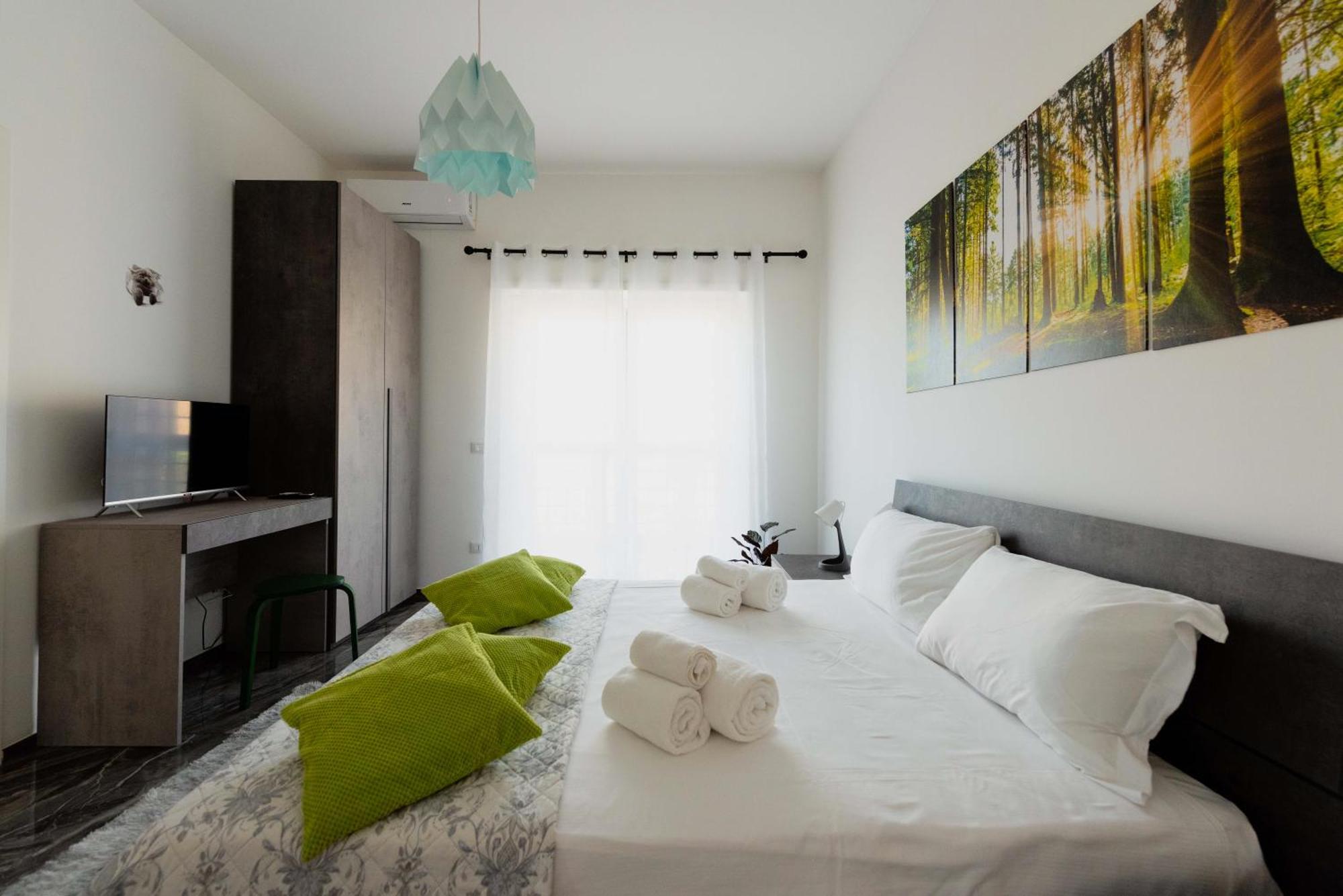 Home Big Crire At 724 Рим Екстериор снимка